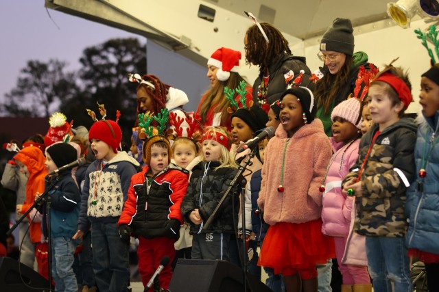 Children Singing at the Grand Illumination