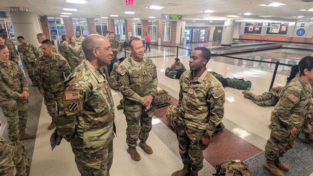 Soldiers on Holiday Block Leave